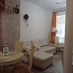 Center Flat